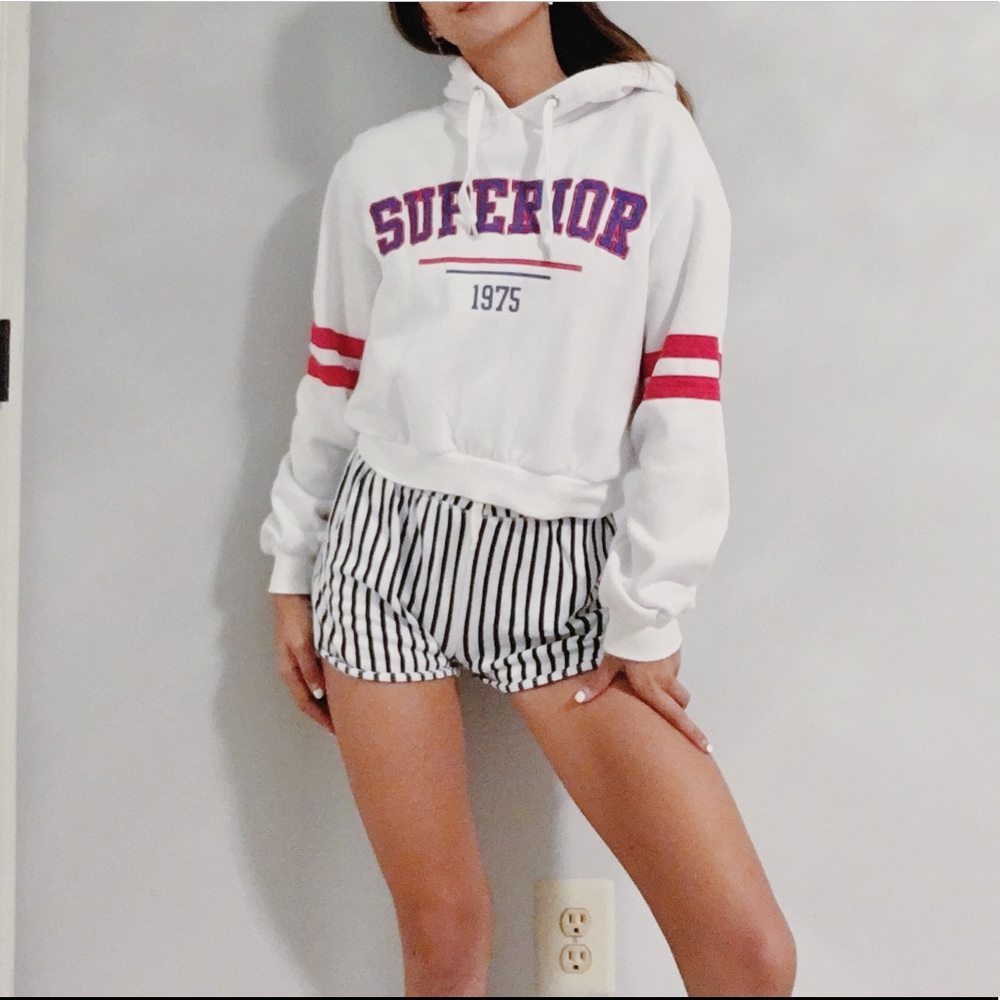 “Superior 1975" hoodie